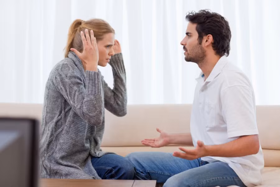 Học cách xin lỗi không chỉ giải quyết xung đột một cách hiệu quả mà còn khiến tình yêu trở nên ngọt ngào hơn bằng sự thấu hiểu và bao dung. (Ảnh: ITN).