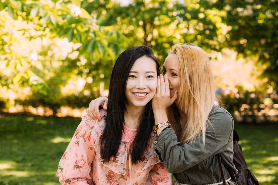3. Doi khi mot chut ngoc nghech.jpg