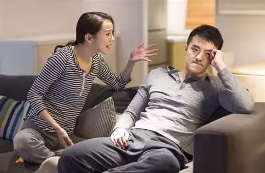 2-khi-doi-mat-voi-nhung.jpg
