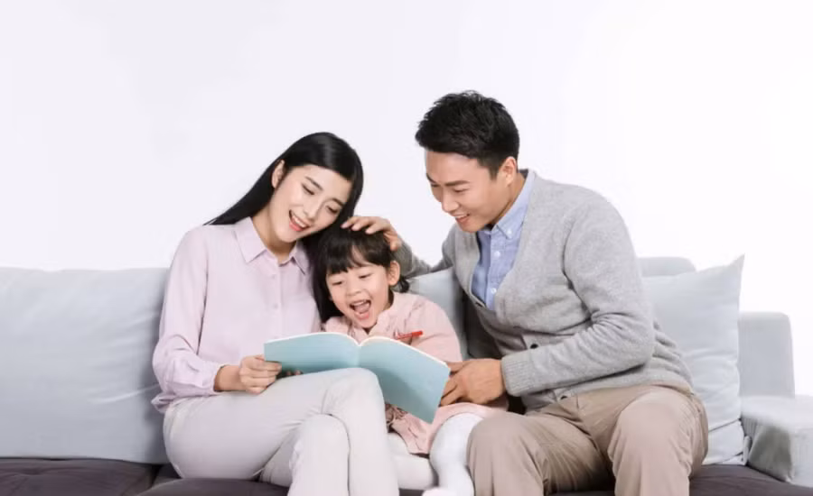 Người đàn ông thực sự có trách nhiệm sẽ quan tâm đến sự thay đổi cảm xúc của các thành viên trong gia đình. (Ảnh: ITN).