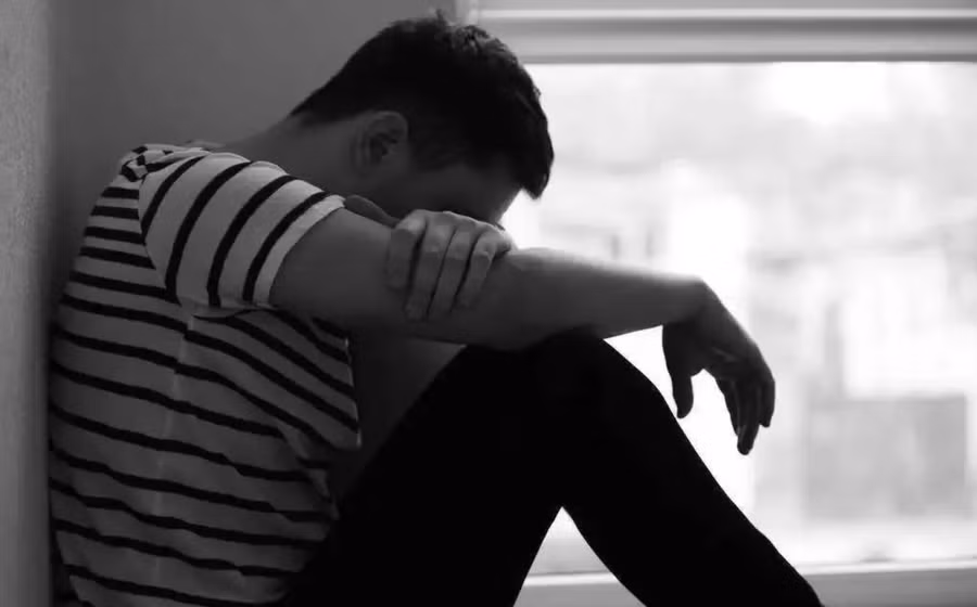 Dấu hiệu đàn ông bị... trầm cảm sau sinh