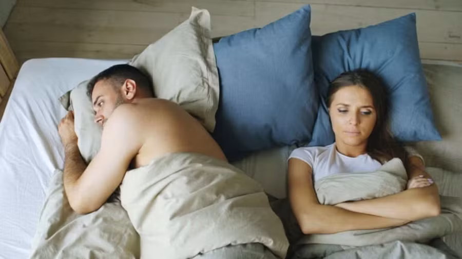 Tình dục sau mãn kinh không nhất thiết phải lùi vào dĩ vãng, nhưng đó là một sự thật mà nhiều phụ nữ phải âm thầm đối mặt. (Ảnh: ITN)