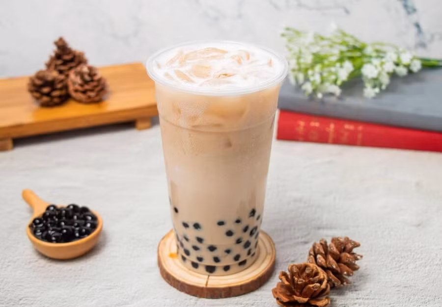Khi uống trà sữa, ít đường mới là “chân lý”. (Ảnh: ITN)