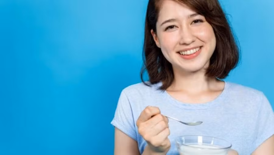 Probiotic có trong sữa chua mang lại nhiều lợi ích cho sức khỏe làn da. (Ảnh: ITN)