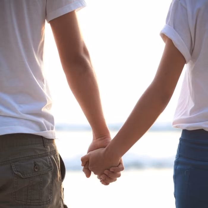 Tình yêu không có hình dạng, nó được thể hiện bằng sự chân thành của trái tim.