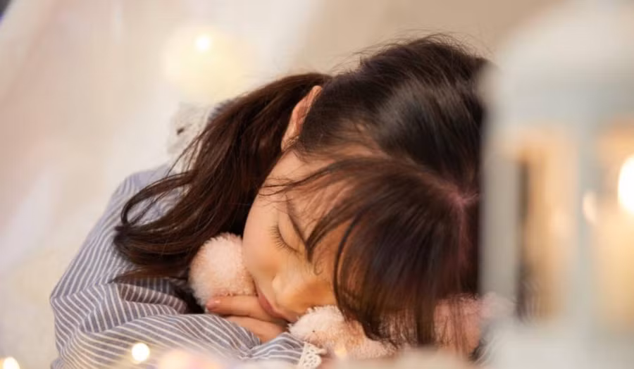 Mỗi khi vào dịp hè, trẻ dễ dàng sa đà vào cuộc sống lười biếng. (Ảnh: ITN).