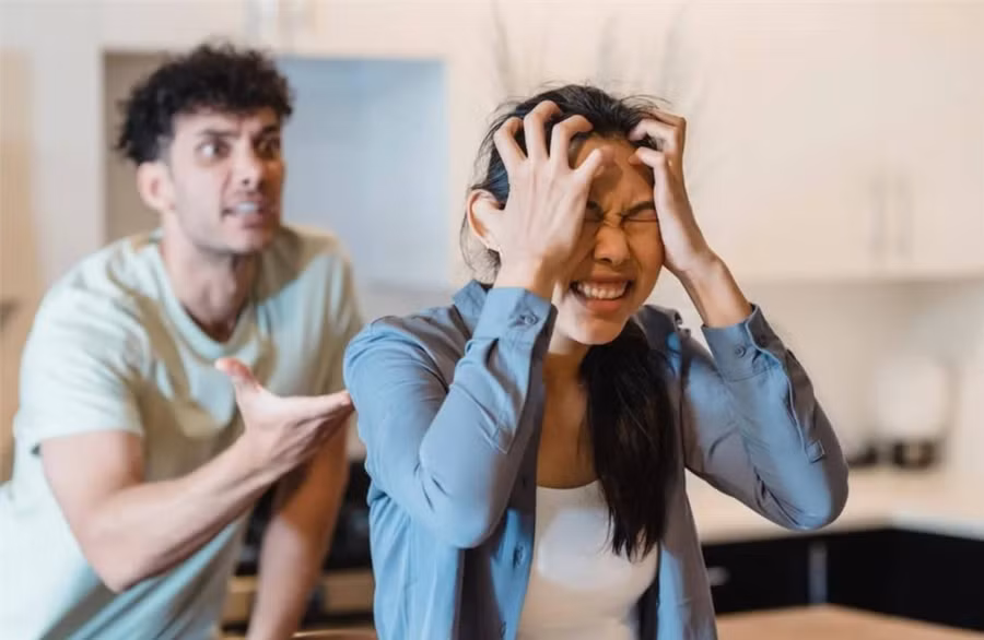Mỗi người đều có lối sống và thói quen riêng, chấp nhận con người thật của đối phương chính là chìa khóa để duy trì tình cảm lâu dài. (Ảnh: ITN).