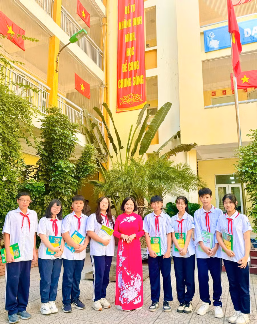 image005.png