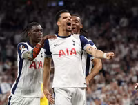 tottenham-10.jpg