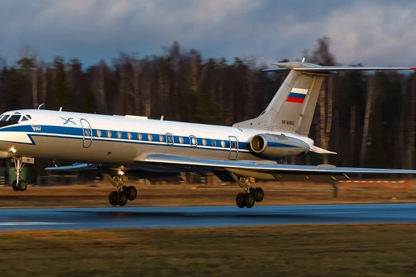 Tình báo đốt cháy chiếc Tu-134 đặc biệt ngay tại sân bay