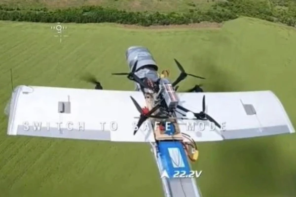 Máy bay không người lái Molniya trở thành 'mẫu hạm FPV'
