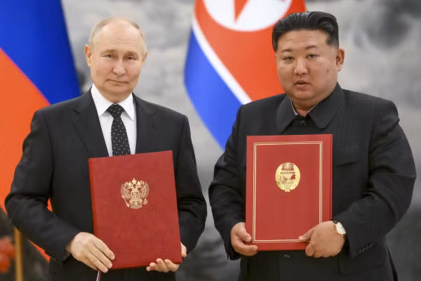 Foreign Affairs: Hợp tác quân sự Nga - Triều ngày càng khiến Trung Quốc lo ngại