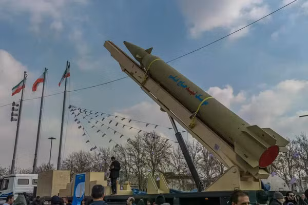 Iran gây thiệt hại nặng cho căn cứ Mỹ bằng tên lửa siêu thanh Haj Qasem?