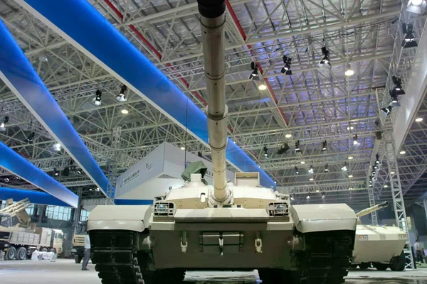 Vũ khí Trung Quốc xuất khẩu bị giám sát chặt sau một số tai tiếng chất lượng