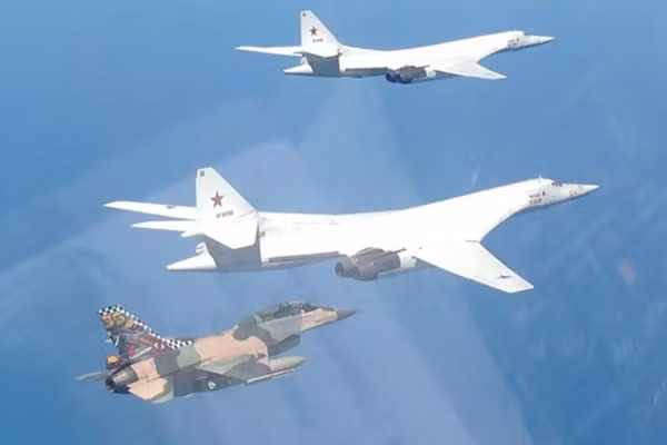 Phương Tây lo ngại Nga giao Tu-160 cho Venezuela để đẩy lui cuộc tấn công từ Mỹ