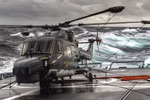 Hàng loạt trực thăng Sea Lynx từ Đức được tăng cường cho chiến sự