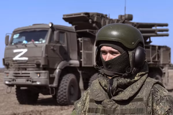 Quân nhân Nga trực tiếp điều khiển Pantsir-S1 tại Venezuela 
