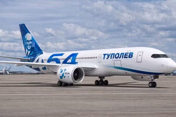 Các đối thủ đang đẩy Tupolev ra khỏi dự án Tu-454