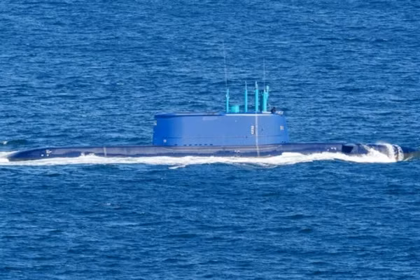 Israel nhận tàu ngầm INS Drakon bí ẩn sau 14 năm chế tạo
