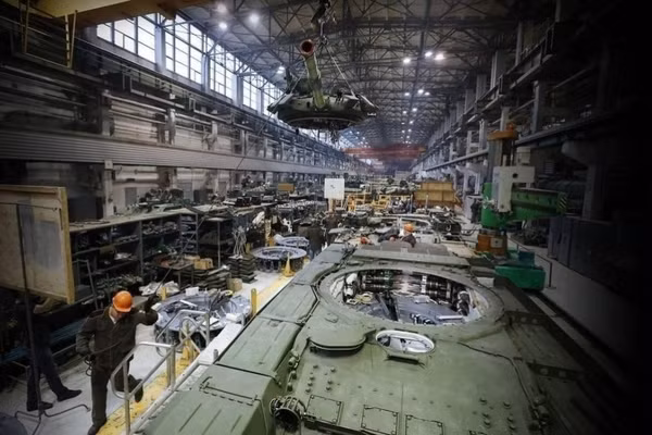 Uralvagonzavod đang chuẩn bị phục chế hàng trăm chiếc T-72A?