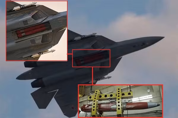 Tiêm kích Su-57 lần đầu trình diễn tên lửa siêu thanh Kh-58UShK