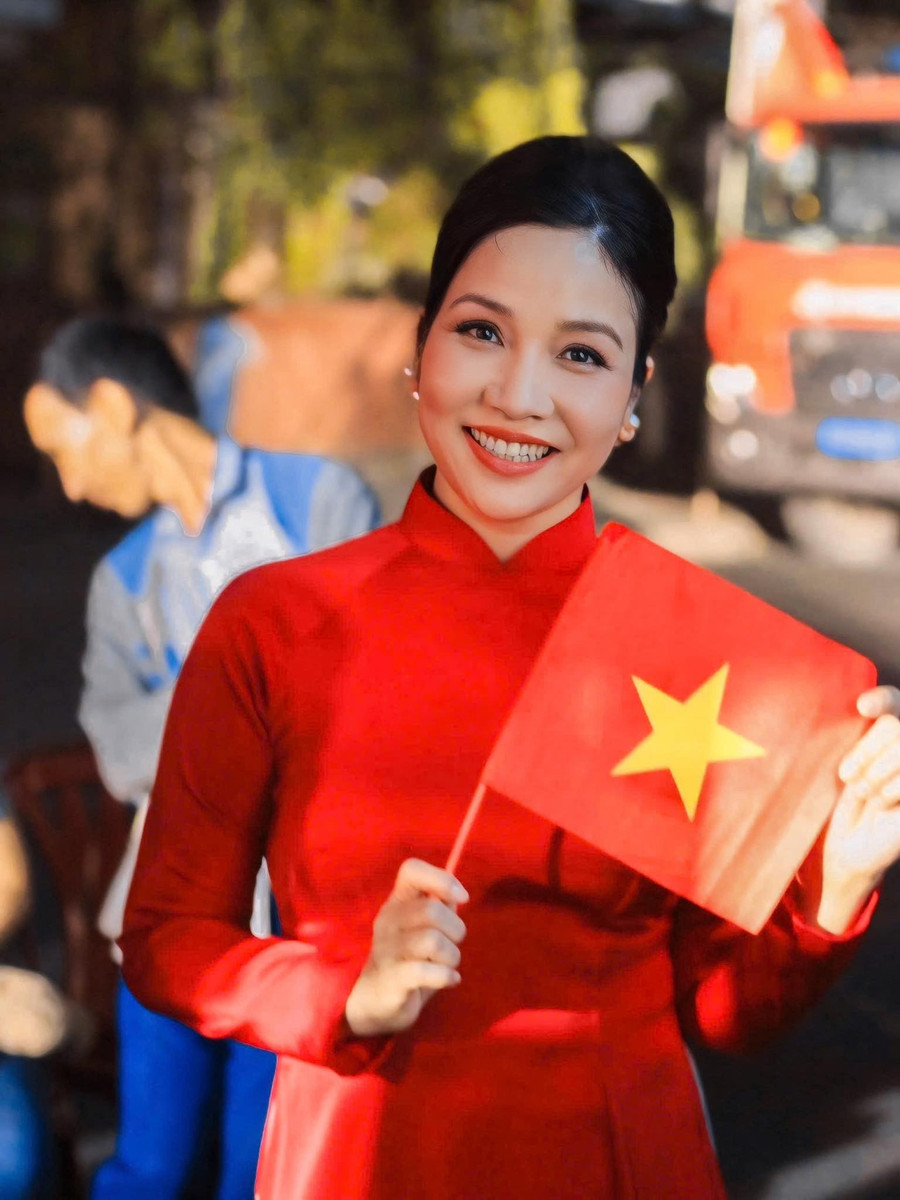 Diva Mỹ Linh chia sẻ nhà riêng bị ngập nặng do ảnh hưởng của bão Matmo. my-linh-1.jpg