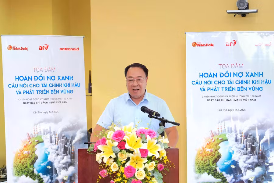 Phó Tổng Biên tập Báo Kinh tế &amp; Đô thị Nguyễn Xuân Khánh phát biểu tại Toạ đàm. (Ảnh: Lại Tấn)