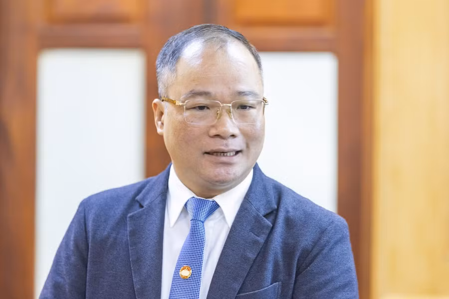 Phó Tổng Biên tập Nguyễn Đăng Khang phát biểu.