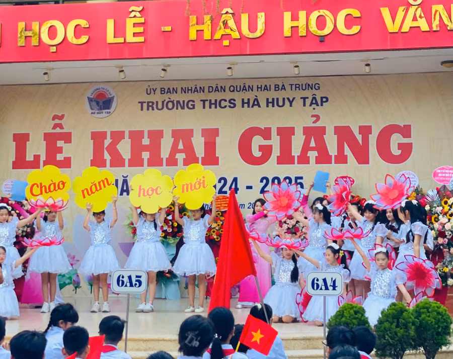 khai giảng 3.jpg