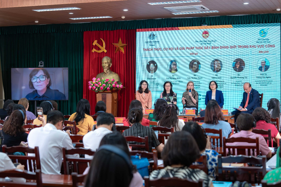 Thách thức, cơ hội và giải pháp thúc đẩy bình đẳng giới trong khu vực công. binh-dang-gioi-1.jpg