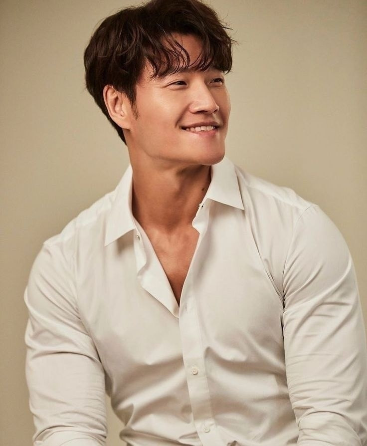 Kim Jong Kook được nhiều người ưu ái gọi là chàng trai độc thân được mong đợi nhất Hàn Quốc. kim-jong-kook-2.jpg