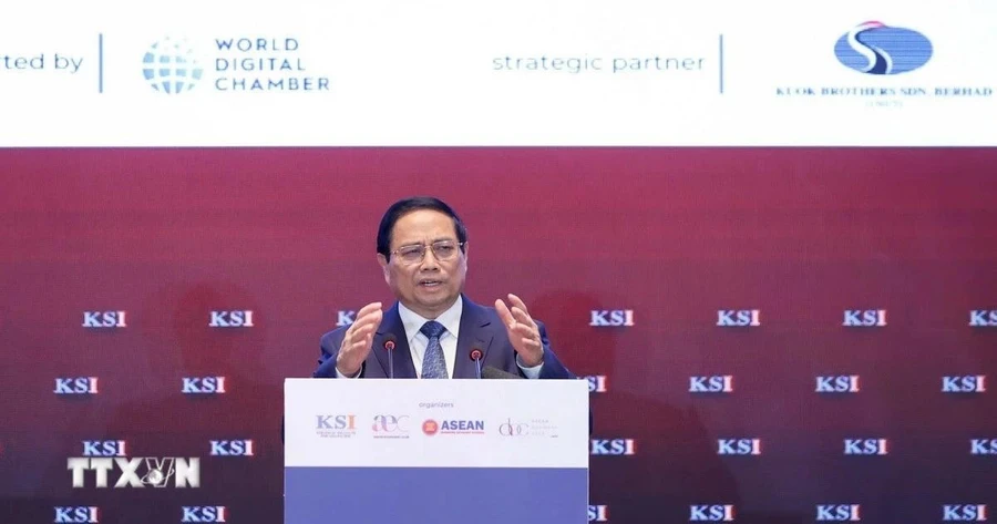 Thủ tướng Phạm Minh Chính phát biểu tại Diễn đàn Lãnh đạo và Đối tác ASEAN. (Ảnh: Dương Giang/TTXVN).