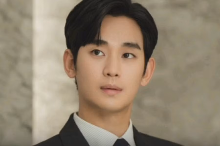 kim-soo-hyun-4.png