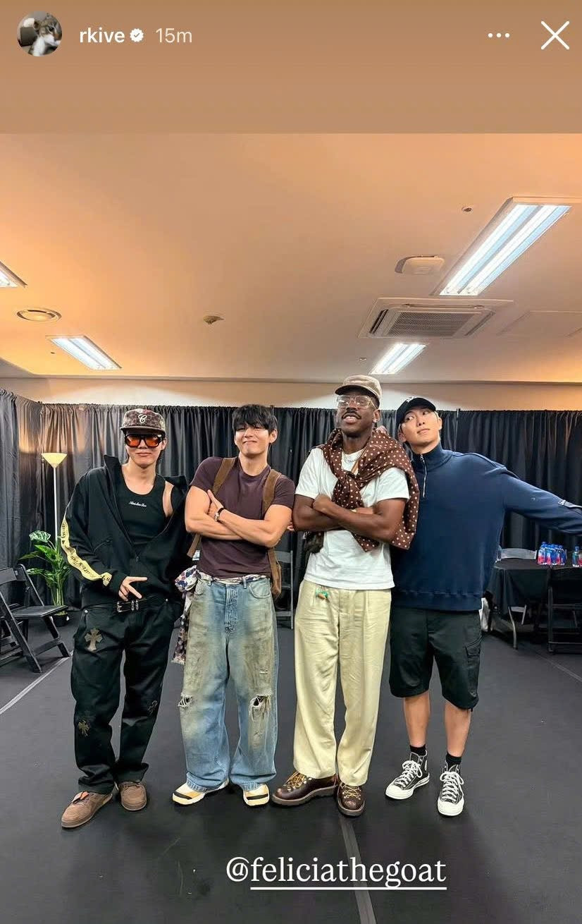 V (BTS) tới tham gia buổi biểu diễn của Tyler. v-bts-3.jpg
