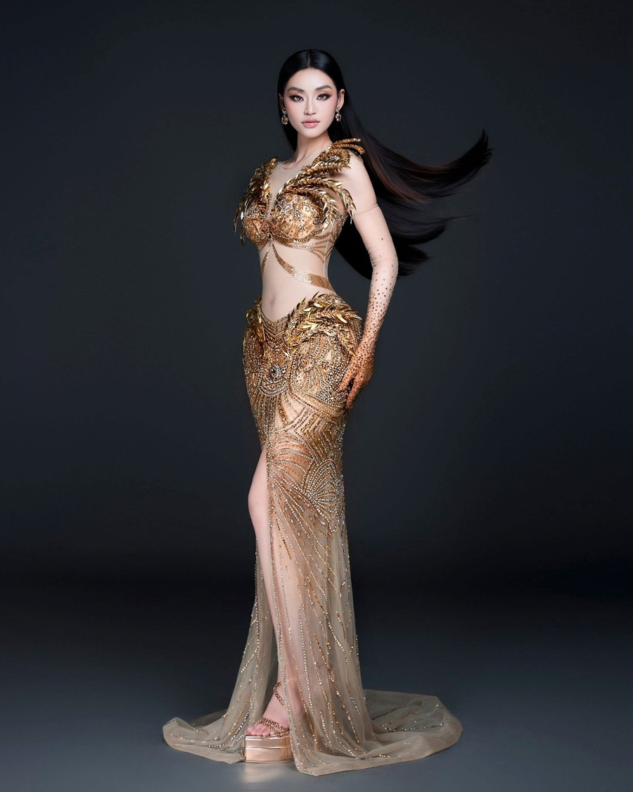 Đầm dạ hội Yến Nhi sẽ trình diễn trong đêm chung kết mang tên “Hoàng Giáp – The Golden Warrioress”. a82e04e3-0532-45c9-a1de-2d1d84100dfe.jpg