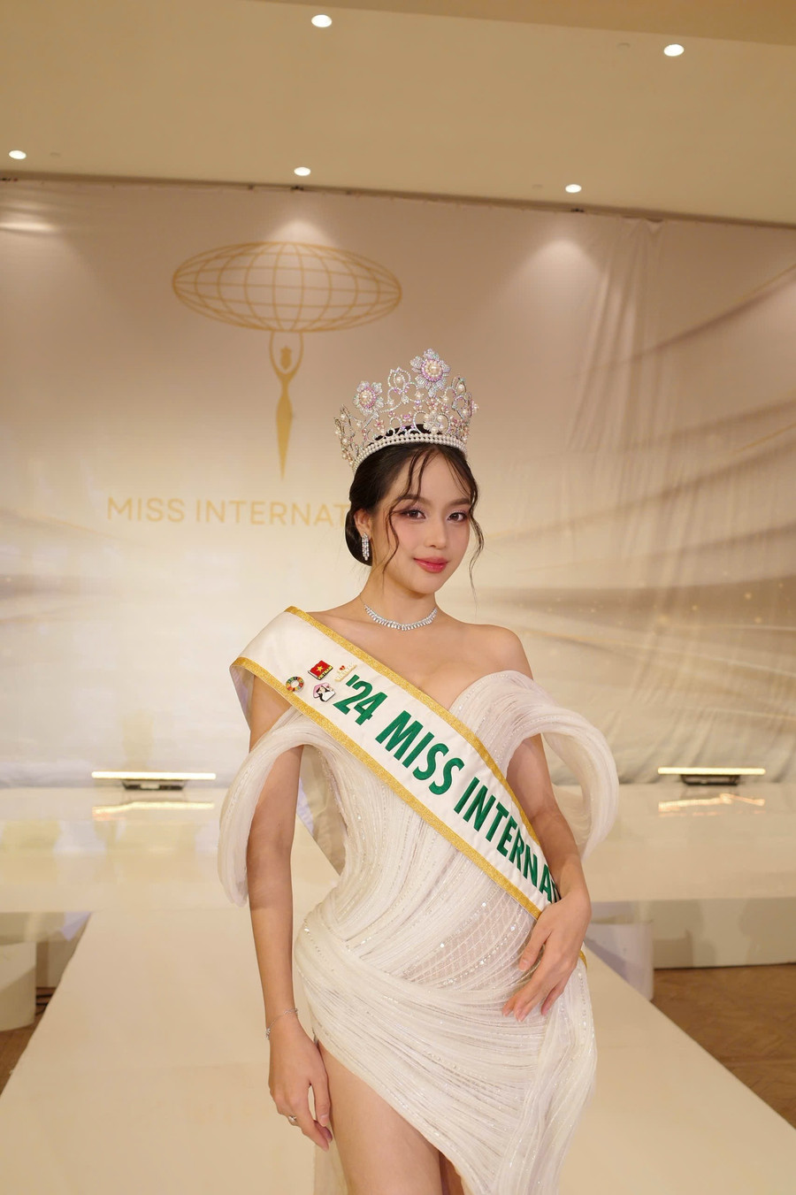 chung-ket-miss-us-international-1.jpg