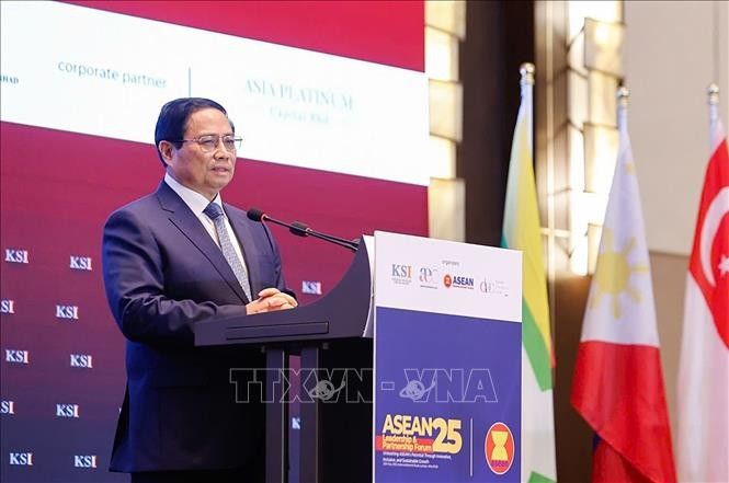 Thủ tướng Phạm Minh Chính phát biểu tại Diễn đàn Lãnh đạo và Đối tác ASEAN. Ảnh: Dương Giang/TTXVN. Thủ tướng Phạm Minh Chính phát biểu tại Diễn đàn Lãnh đạo và Đối tác ASEAN. Ảnh: Dương Giang/TTXVN.