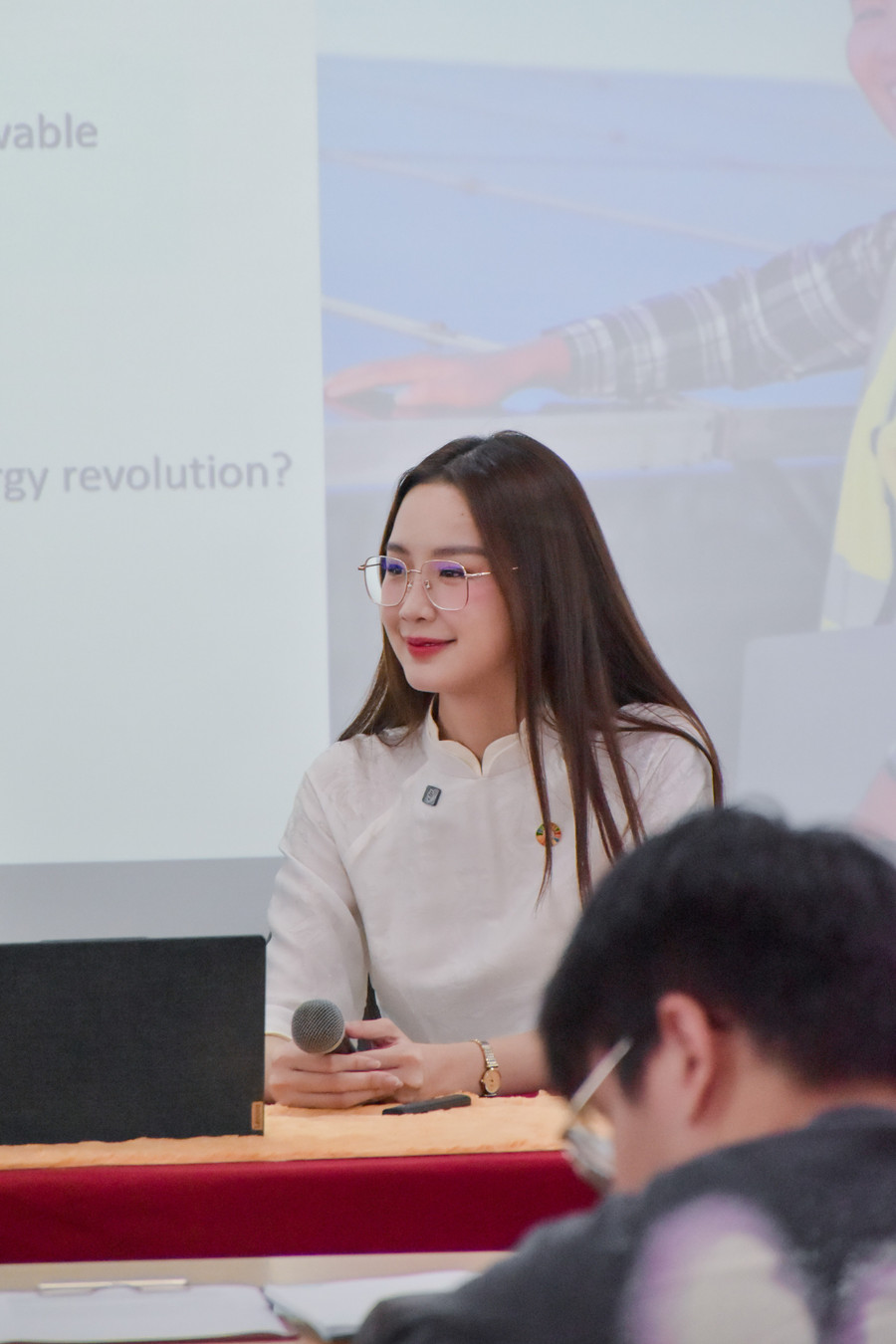 Hoa hậu Bảo Ngọc đại diện Việt Nam tham gia Miss World lần thứ 73. bao-ngoc-giang-day-tai-thai-lan-2.jpg