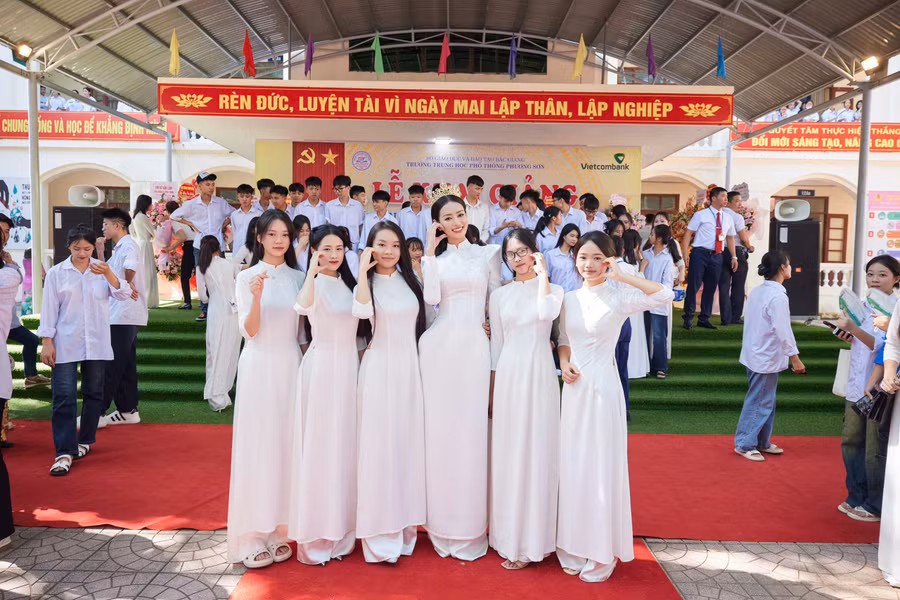 A HAU BUI KHANH LINH (7).jpg