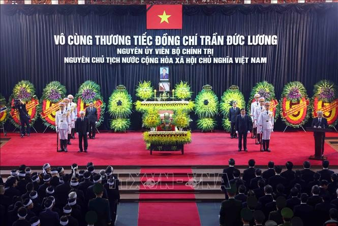Lễ truy điệu nguyên Chủ tịch nước Trần Đức Lương. Ảnh: TTXVN tran-duc-luong-1.jpg