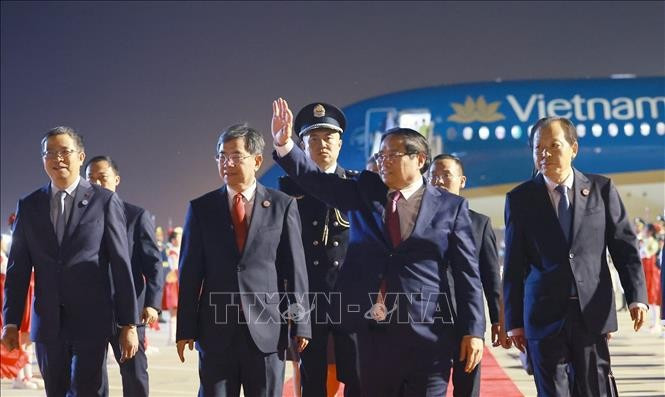 Thủ tướng Phạm Minh Chính đến Thiên Tân, bắt đầu chuyến tham dự Hội nghị Thượng đỉnh Tổ chức Hợp tác Thượng Hải (SCO) 2025. Ảnh: Dương Giang/TTXVN. Thủ tướng Phạm Minh Chính đến Thiên Tân, bắt đầu chuyến tham dự Hội nghị Thượng đỉnh Tổ chức Hợp tác Thượng Hải (SCO) 2025. Ảnh: Dương Giang/TTXVN.