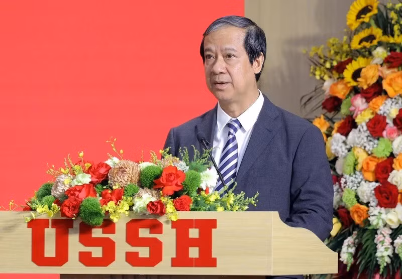 Bộ trưởng Bộ GD&ĐT Nguyễn Kim Sơn.