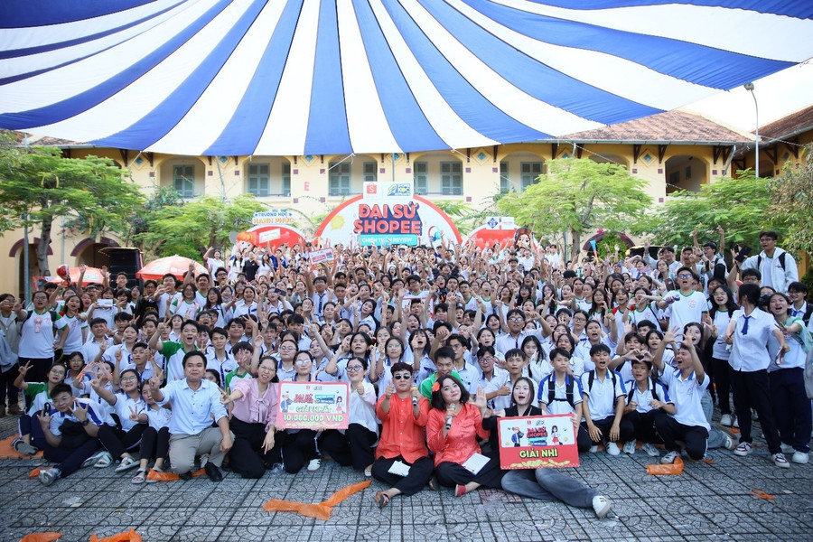 Hình ảnh tại gameshow. can-tho-8.jpg