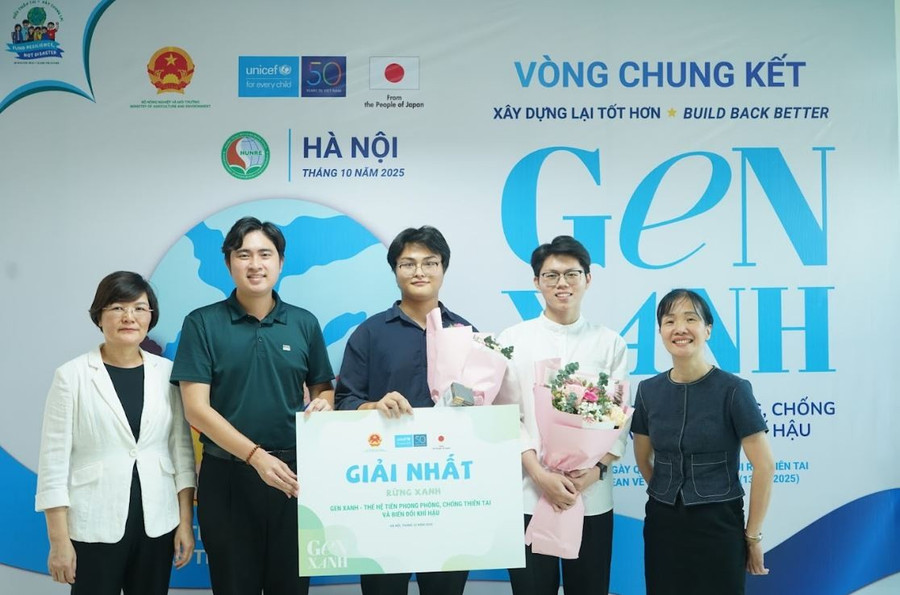 Đội thi PTITers - Học viện Công nghệ Bưu chính Viễn thông giành giải nhất. a3.jpg