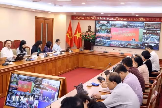 Đảng ủy Thông tấn xã Việt Nam tham dự hội nghị nghiên cứu, học tập, quán triệt, tuyên truyền và triển khai thực hiện Nghị quyết Đại hội đại biểu Đảng bộ Chính phủ lần I tại số 5 Lý Thường Kiệt, Hà Nội. (Nguồn: TTXVN)