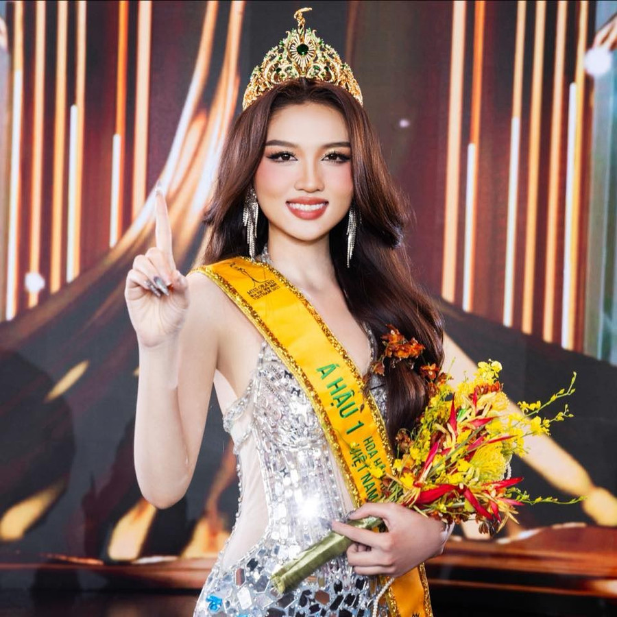 Thu Ngân xuất sắc giành Á hậu 1 Miss Grand Vietnam 2025. 547550849-1486026435930740-280242408524399946-n.jpg
