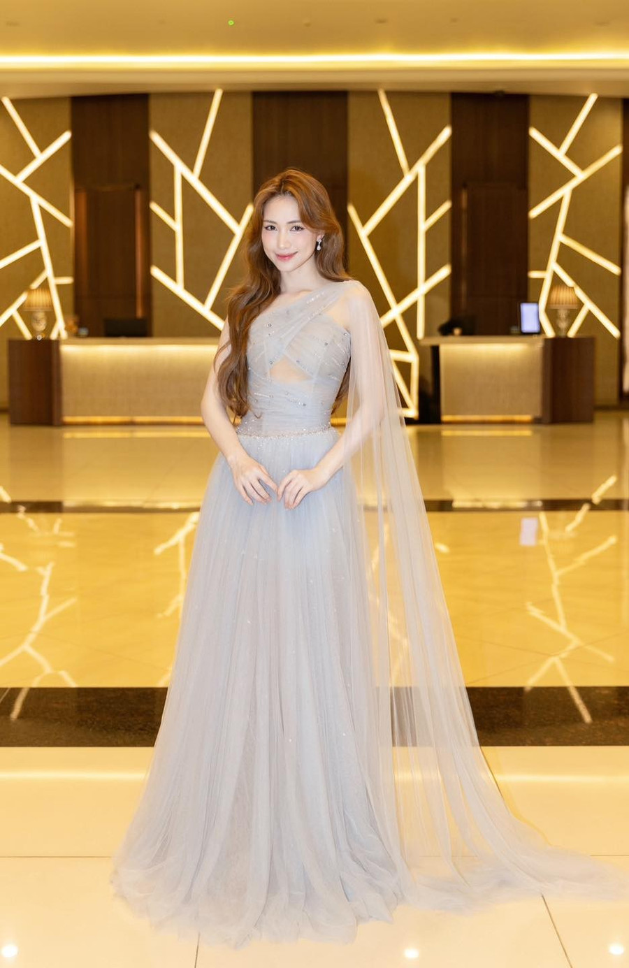 Hòa Minzy lên tiếng về việc bị lợi dụng hình ảnh trong video AI lừa đảo. hoa-minzy-2.jpg