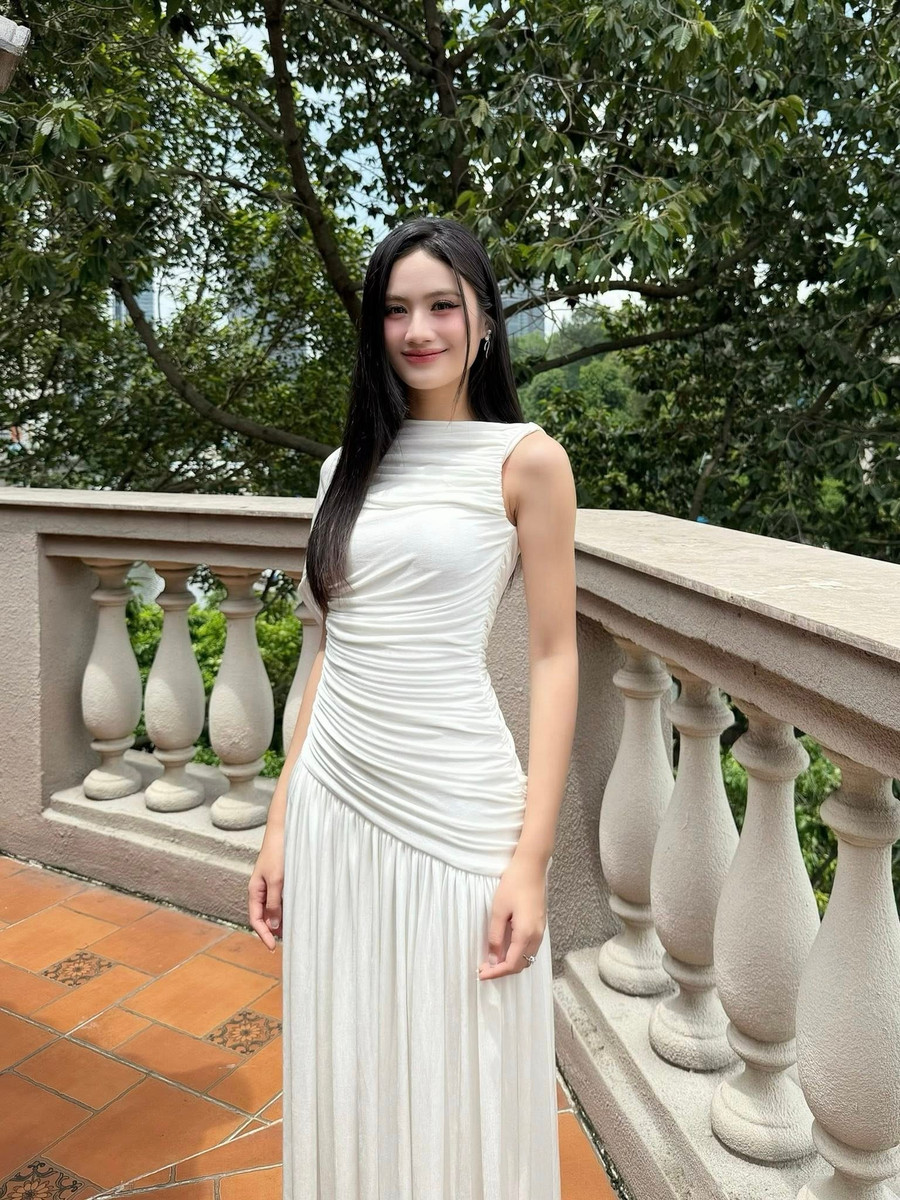 Ý Nhi lên tiếng sau khi bị đồn đoán đã nói bỏ học tại Úc. y-nhi-2.jpg