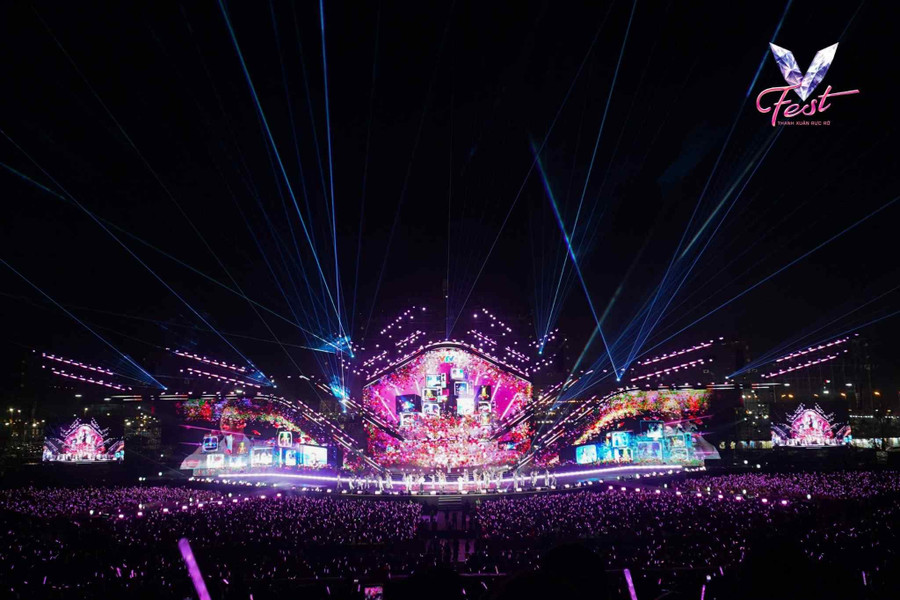 v-fest-1.jpg