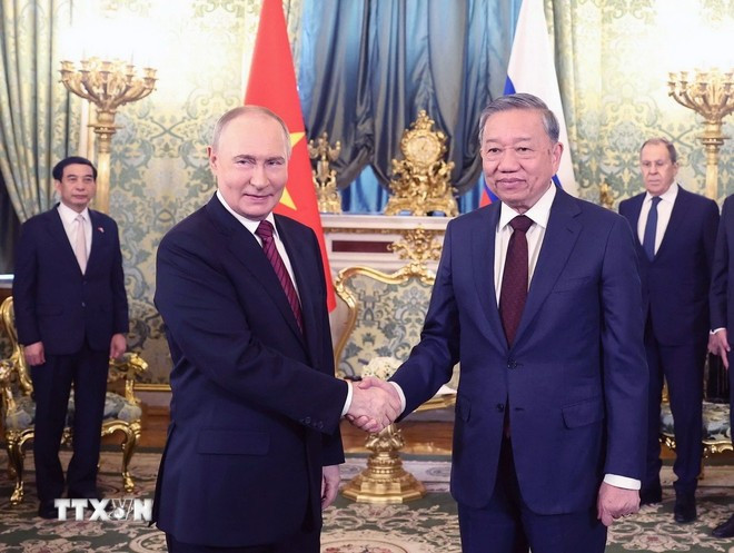 Tổng Bí thư Tô Lâm hội đàm hẹp với Tổng thống Nga Vladimir Putin. (Ảnh: Thống Nhất/TTXVN). Tổng Bí thư Tô Lâm hội đàm hẹp với Tổng thống Nga Vladimir Putin. (Ảnh: Thống Nhất/TTXVN).